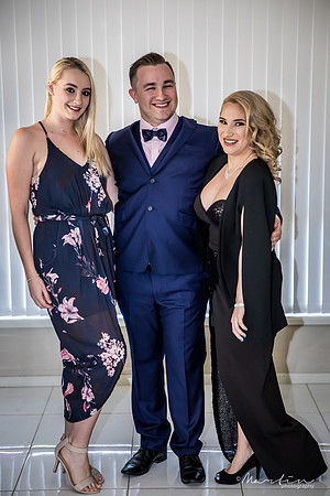 Groom L&K-127