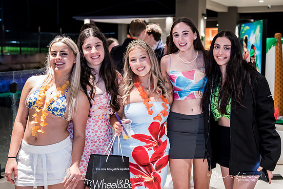 Bella's 18th-70