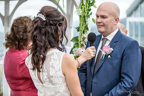 Ceremony J&G-41