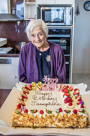 Pina's 90th-76