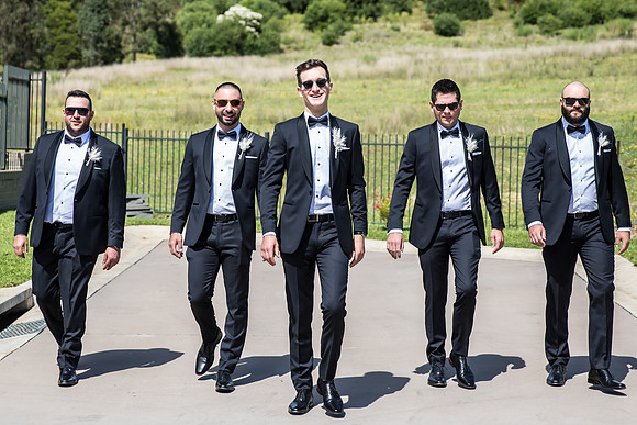 Groom B&T-192