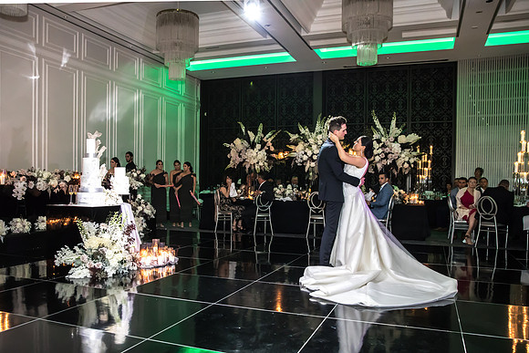 Reception B&T-158