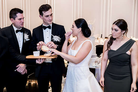 Reception B&T-118