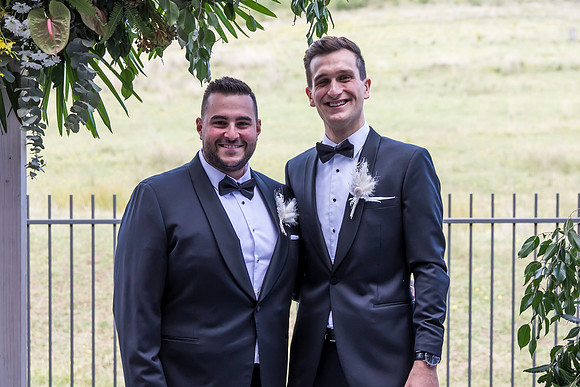 Groom B&T-155