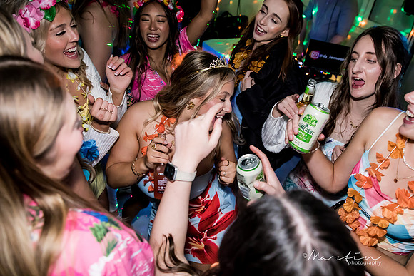 Bella's 18th-164