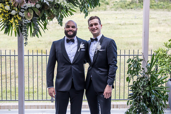 Groom B&T-158
