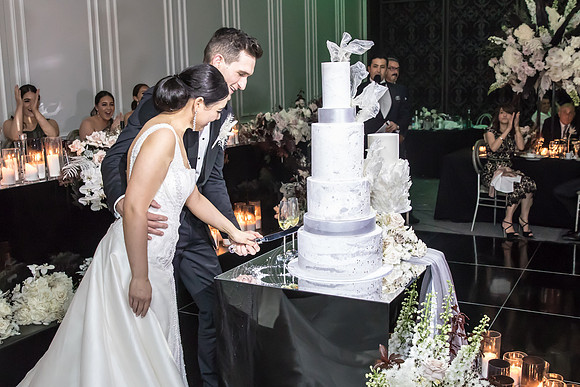 Reception B&T-143