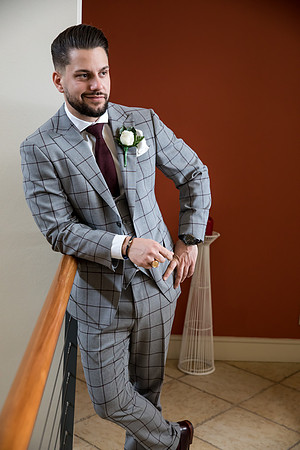 Groom E&J-138