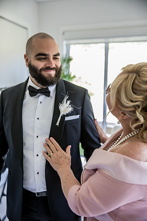 Groom B&T-137