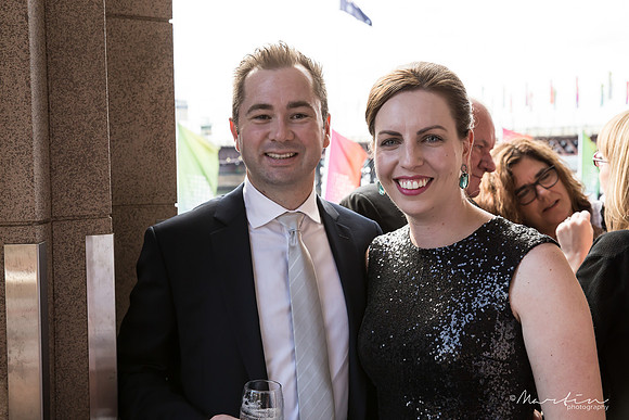 Reception L&J-327