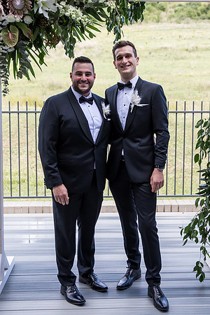 Groom B&T-153