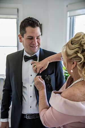 Groom B&T-132