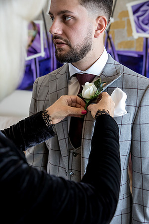 Groom E&J-129