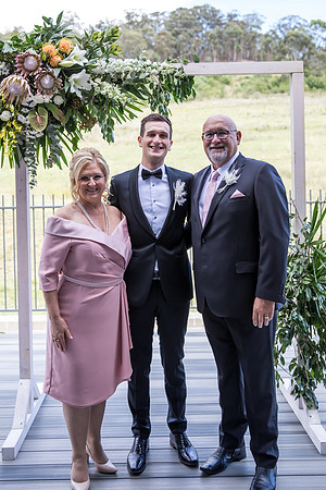 Groom B&T-162