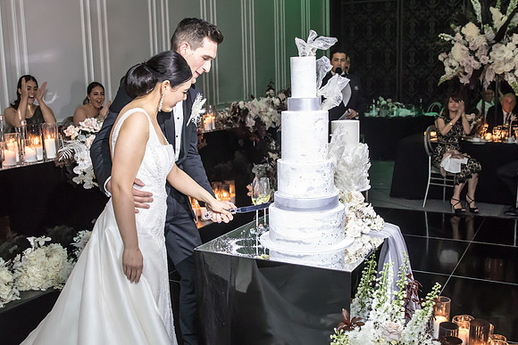 Reception B&T-142