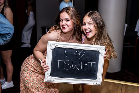 Isabella's 16th-135