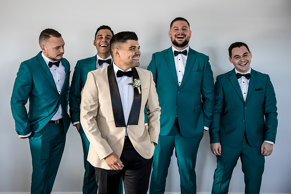 Groom S&A-105