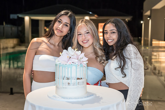Bella's 18th-33