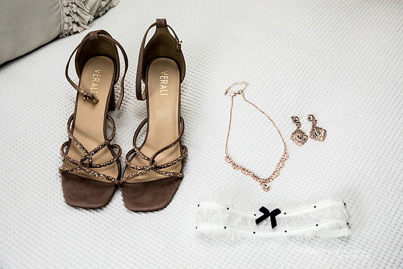 Bride L&B-6