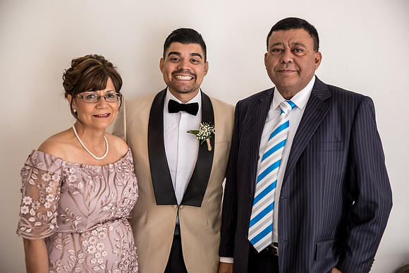 Groom S&A-137