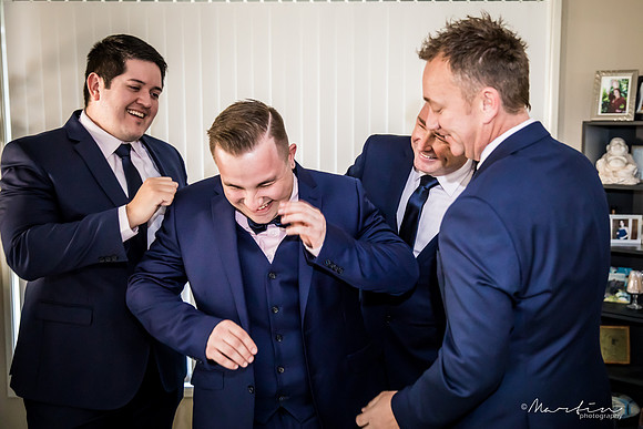 Groom L&K-95