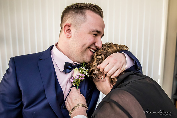 Groom L&K-131