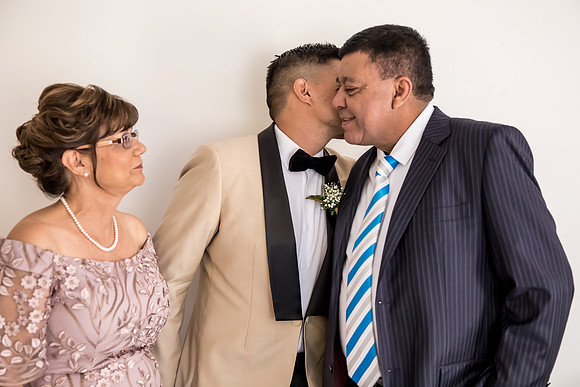 Groom S&A-143