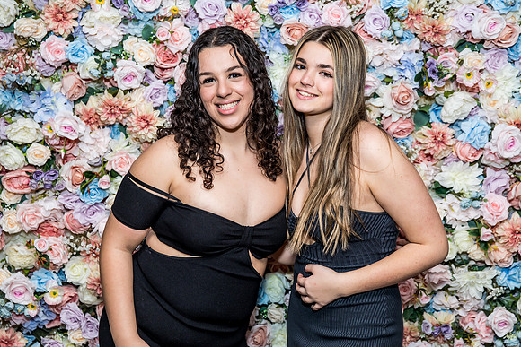 Isabella's 16th-190