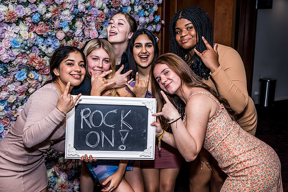 Isabella's 16th-138
