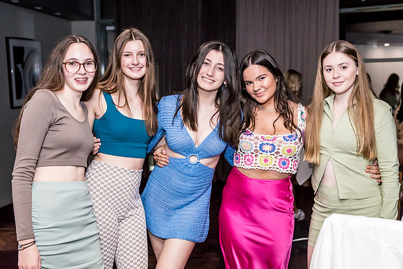 Isabella's 16th-118