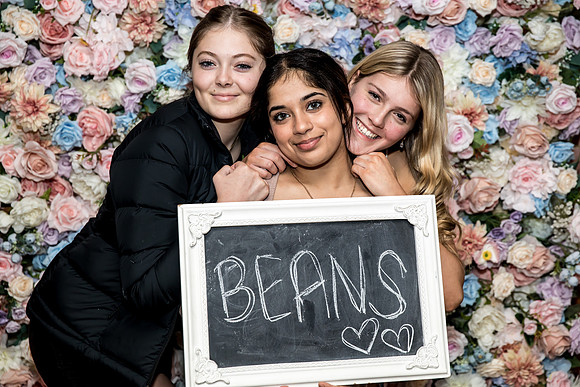 Isabella's 16th-144