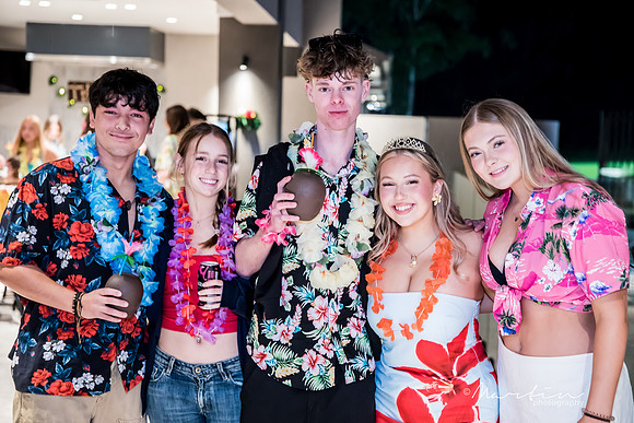 Bella's 18th-82