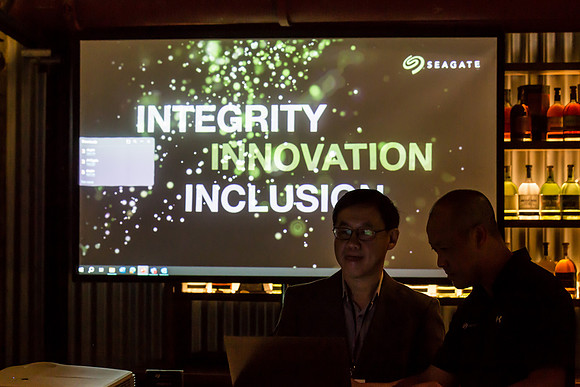 Seagate-28