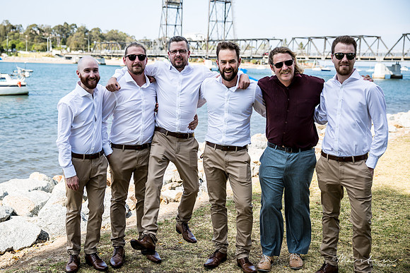 Groom G&B-26