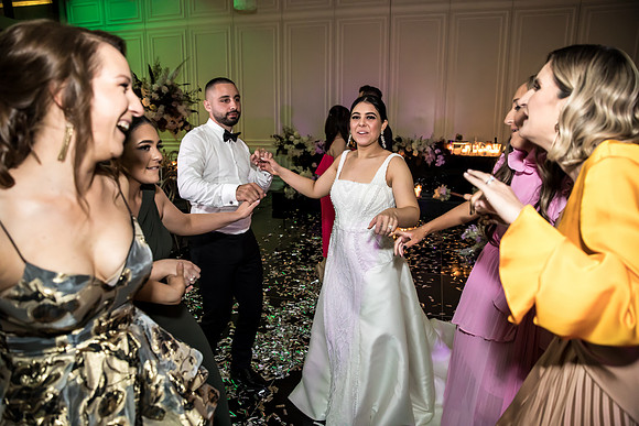 Reception B&T-184