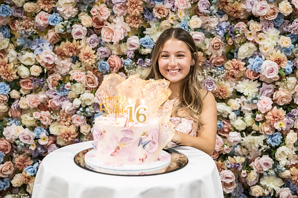 Isabella's 16th-213
