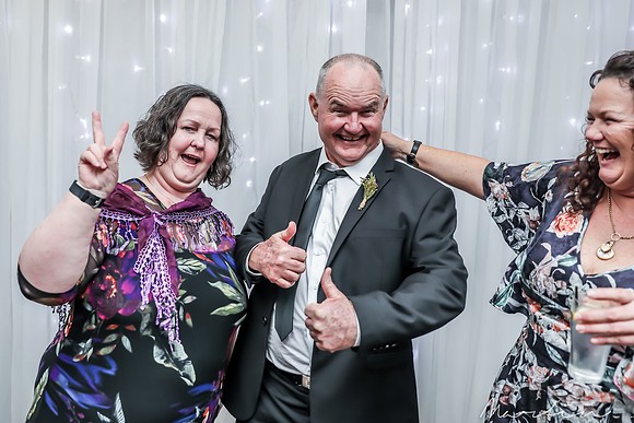 Stacey & Guy-160
