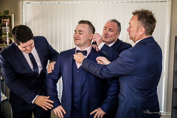 Groom L&K-93