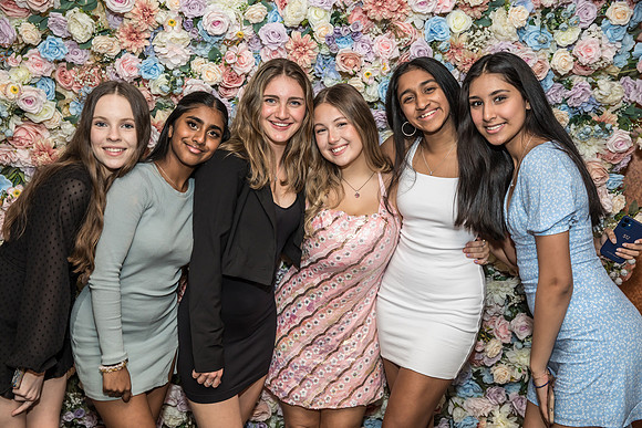 Isabella's 16th-96