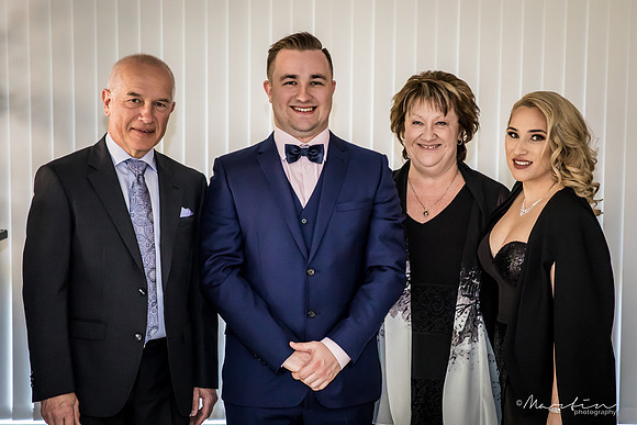 Groom L&K-124