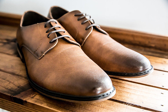 Groom L&B-41