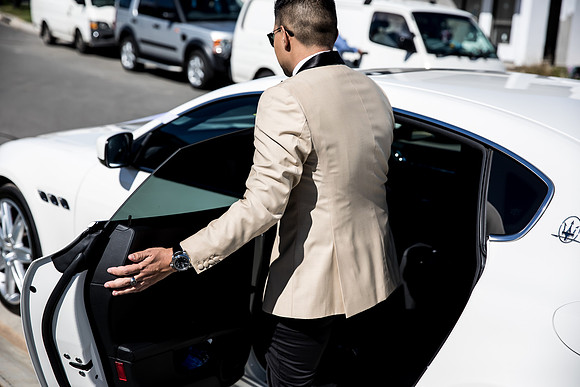 Groom S&A-118
