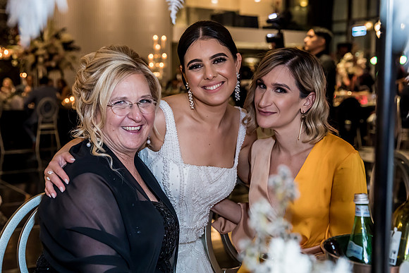 Reception B&T-136